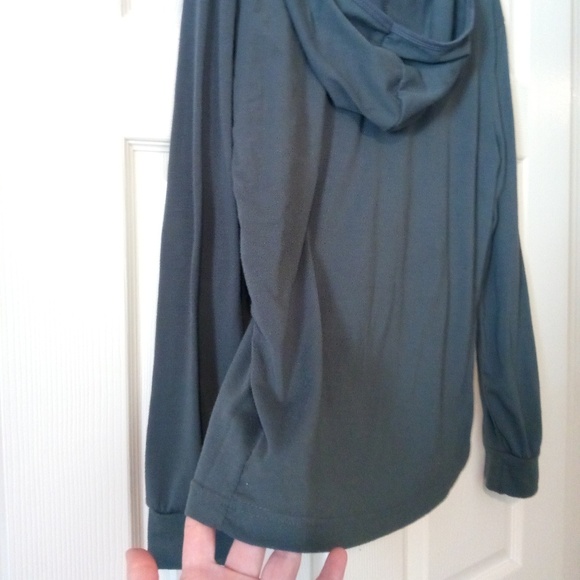 VSKA Men's Light Weight Pull Over Hoodie size XL - Picture 3 of 4